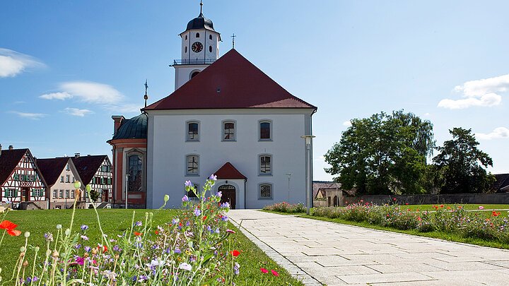 Meßkirch-Stadtkirche1-Donau-Sehenswürdigkeit-FrauNuding